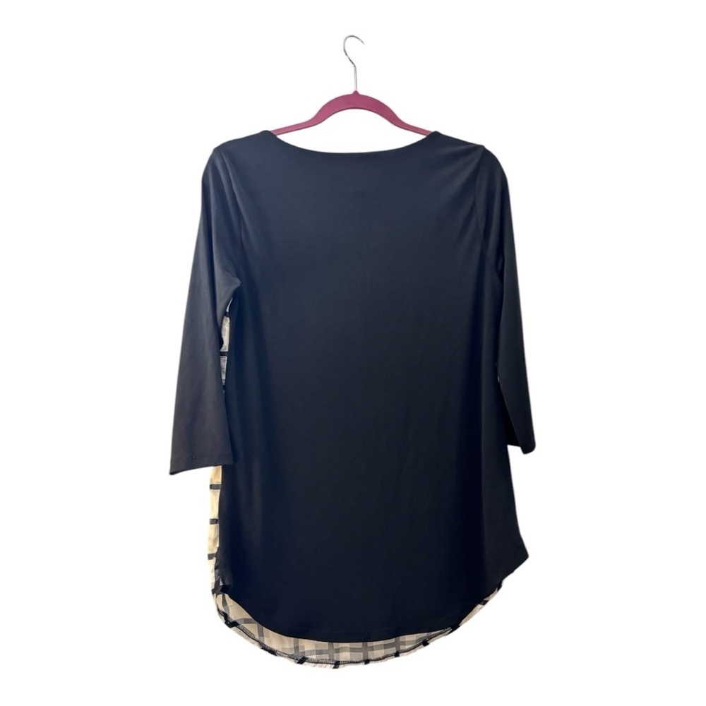 Women's Black and White Checkered Top - Picture 4 of 5